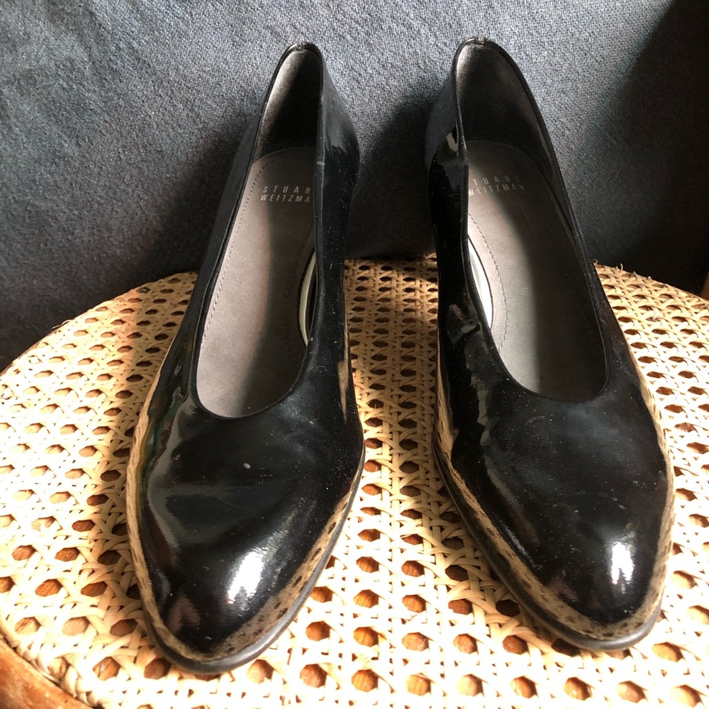 Stuart Weitzman black small heels paten leather